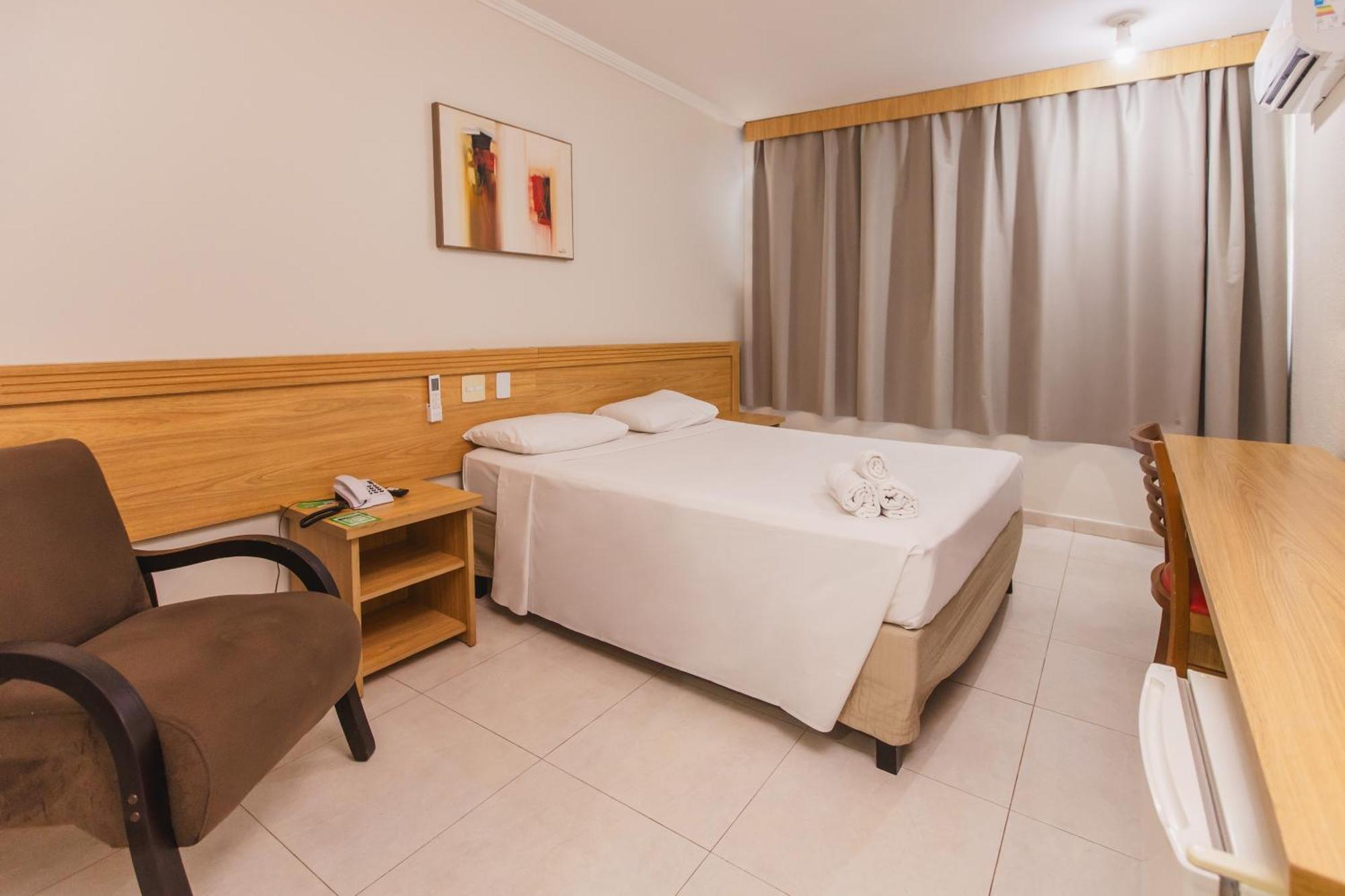 Hotel Nacional Inn ฮิเบเราเปรโต ภายนอก รูปภาพ