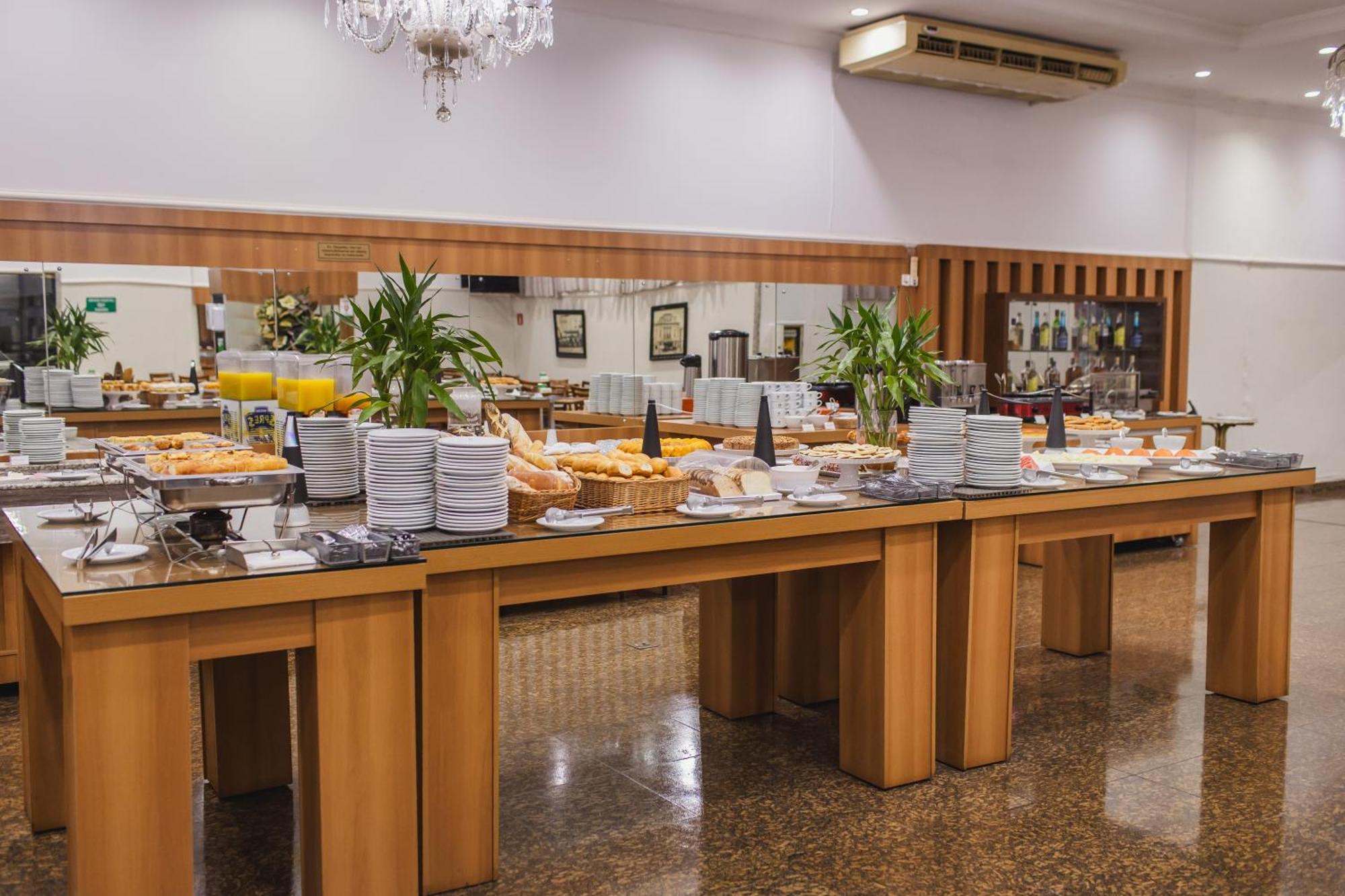 Hotel Nacional Inn ฮิเบเราเปรโต ภายนอก รูปภาพ